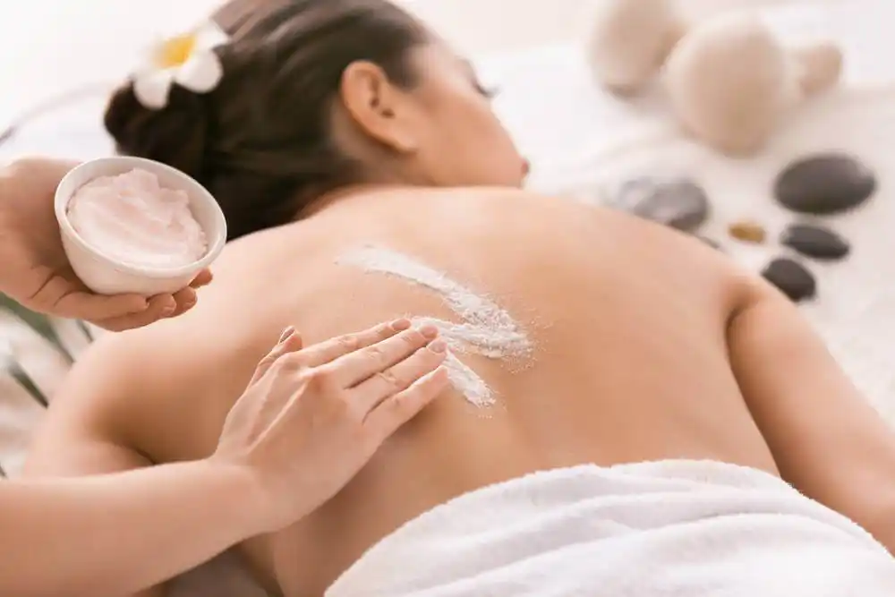 scrub-massage-in-dubai